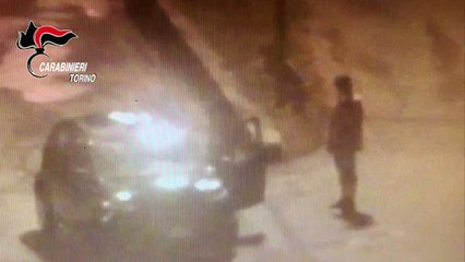Sestriere (TO) - Ragazzini "annoiati" rubano e distruggono un'auto (29.08.19)