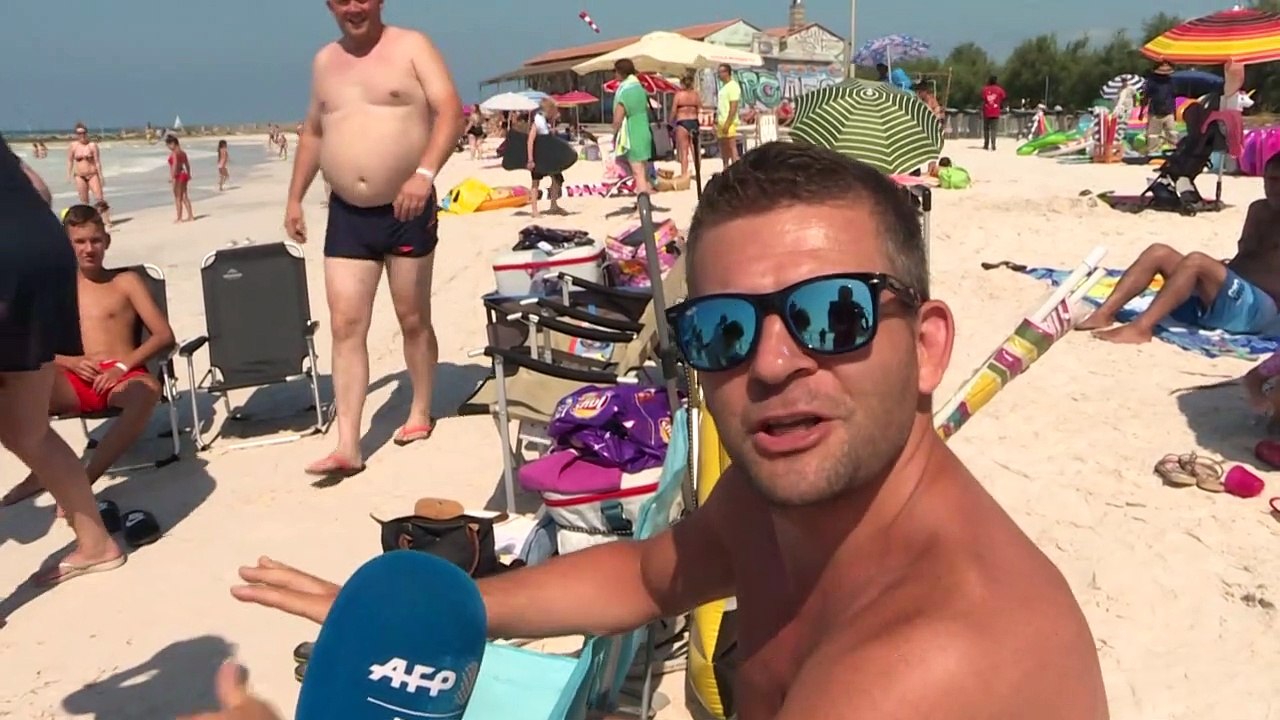 Industrieabfälle sorgen für blütenweißen traumstrand