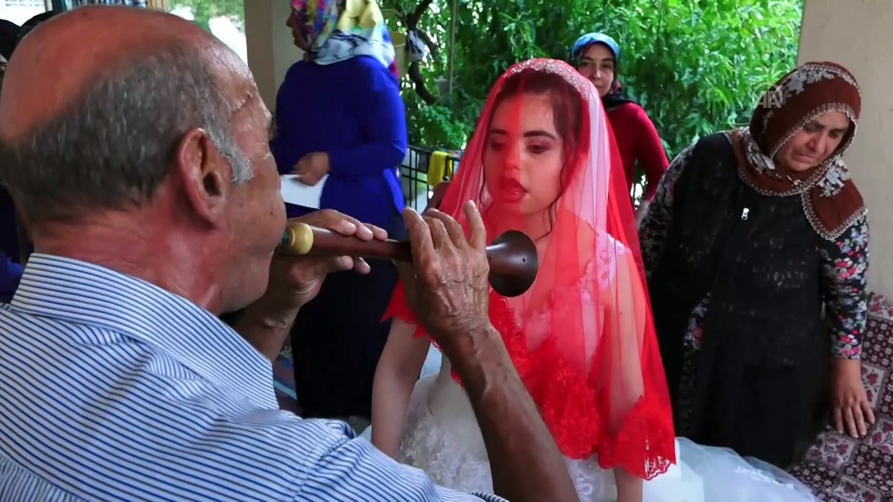 Down sendromlu Neslihan'ın gelinlik hayali gerçek oldu - ADANA