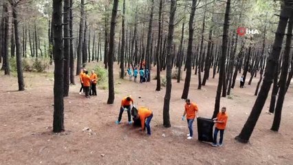 Aydos Ormanı'nda denetimli serbestlik yükümlüleri çevre temizliği yaptı.