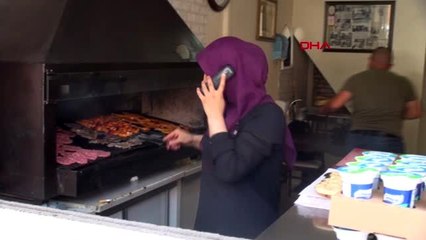 Sivas köfteci nezahat usta, sivas'ta bir ilk oldu