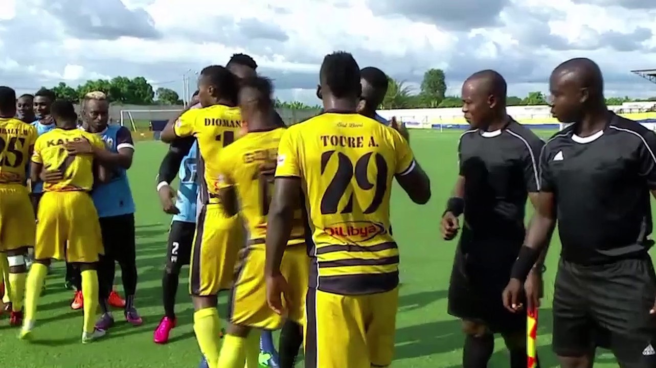 Football: Au Cœur de la Ligue - le fonctionnement des transferts en Côte d'Ivoire