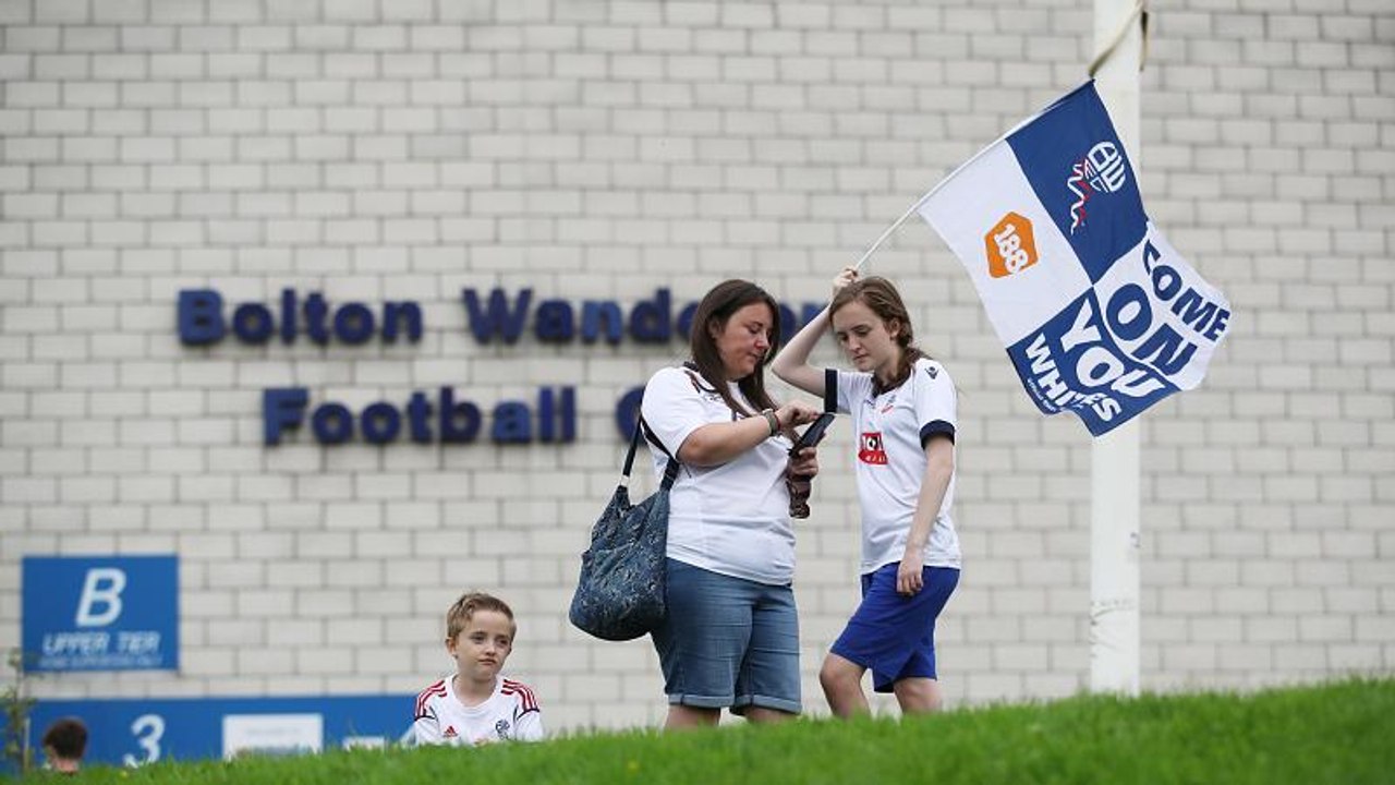 Englischer Traditionsverein Bolton Wanderers ist gerettet