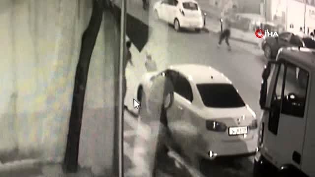 Ümraniye'de silahlı çatışma...Ortalığı savaş alanına çeviren çatışma anları kamerada