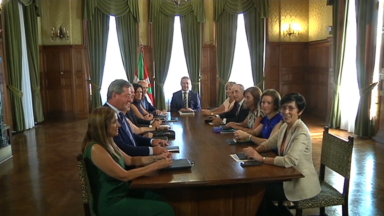 Primer Consejo de Gobierno del ejecutivo vasco