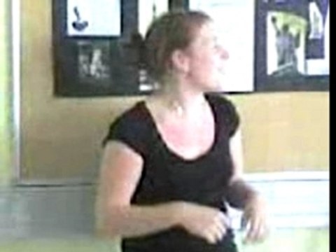 Camille danse pour le dernier jour de cours