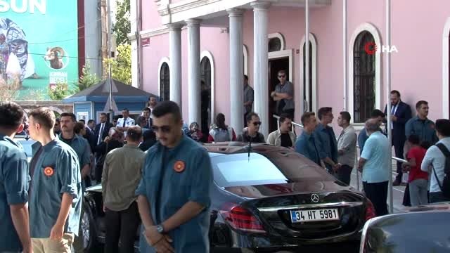 Cumhurbaşkanı Erdoğan Şule Yüksel Şenler'in isminin verileceği binayı gezdi