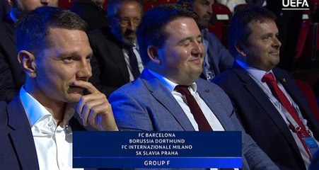 Slavia Prag yöneticisinin düştükleri gruba verdiği tepki izleyenleri güldürdü!