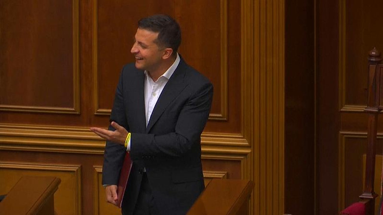 Kiew: erste sitzung der obersten rada