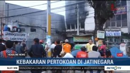 Dua Toko di Jatinegara Ludes Terbakar