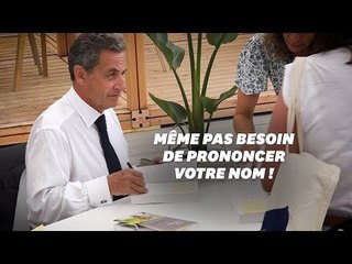Sarkozy dédicace son livre a un rythme effréné (et il a une astuce)