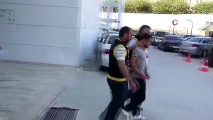 Gündüz tartıştığı yakın arkadaşını gece bıçaklayarak öldürdü