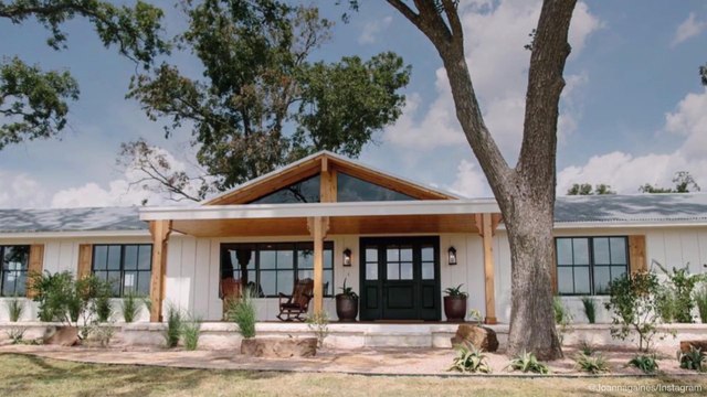 These 3 Fixer Upper Houses Can’t Seem to Sell