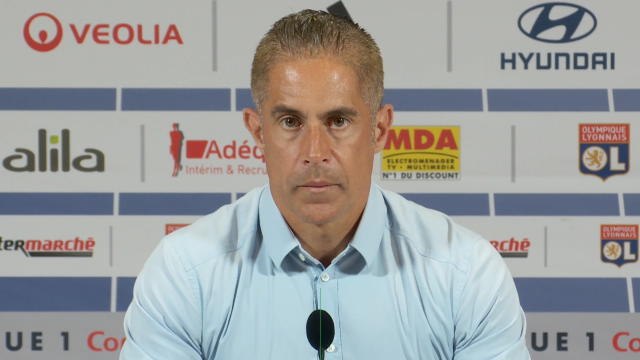 Groupe G - Sylvinho : Un bon groupe, difficile, qui joue bien au football