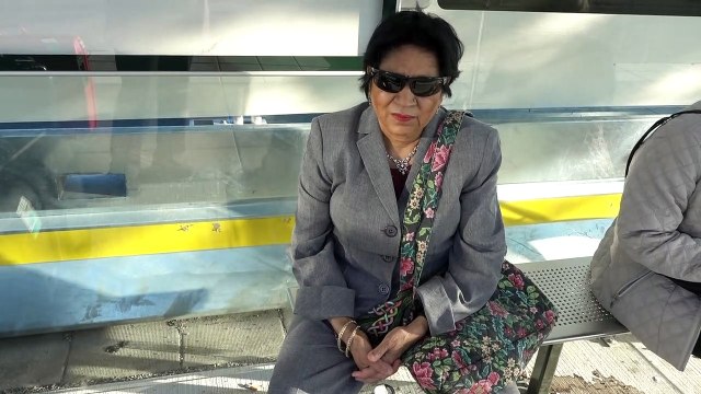 BDMV-177 Aruna & Hari Sharma at Uppsala Flybus Station 801 for Arlanda Jun 15, 2019