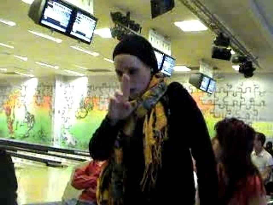 Camille danse à l'anniv' à Gazou 18 ans