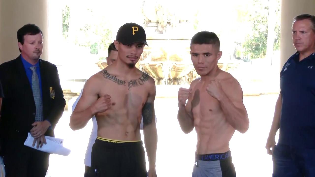 Sanchez pose and face off