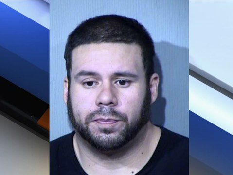 PD: Man caught on video taking photos up girls' skirts at a Glendale mall - ABC15 Crime