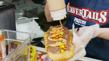 This Teeny, Tiny Stand Makes Foot-Long Fried Dough Masterpieces