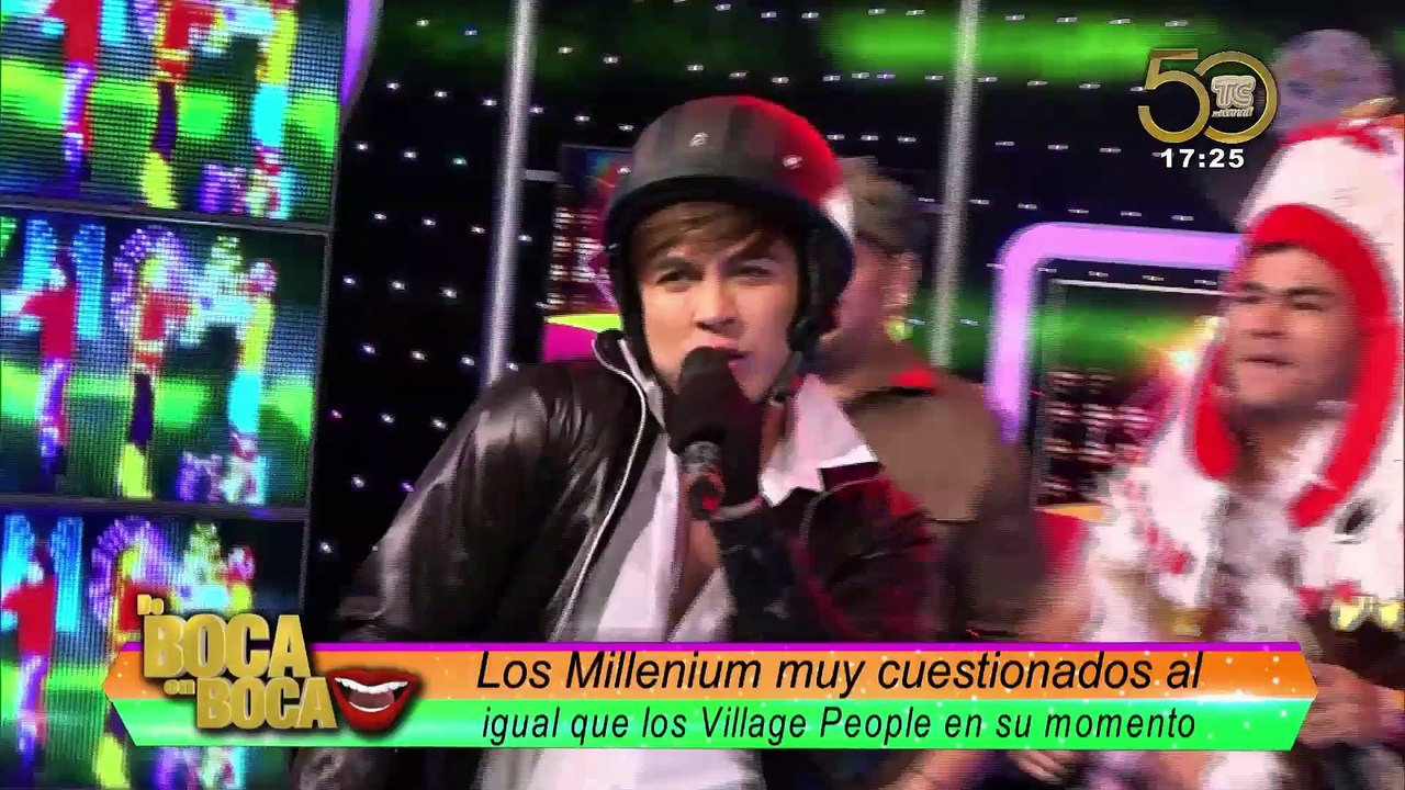 Los Millenium en la piel de los Village People...