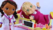 Masha Visita Doutora Brinquedos na Ambulancia de Bonecas Masha e o Urso Canal KidsToyShow