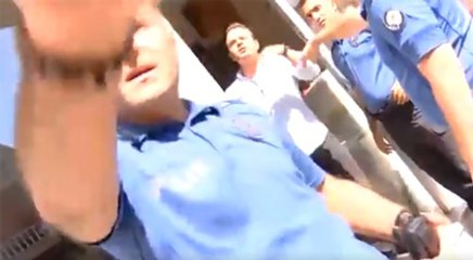 DHA muhabirine darp ve kelepçe