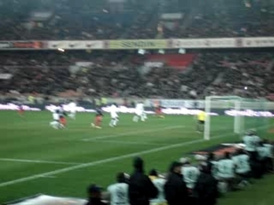 psg - metz but de luyindula !!!! 1 - 0