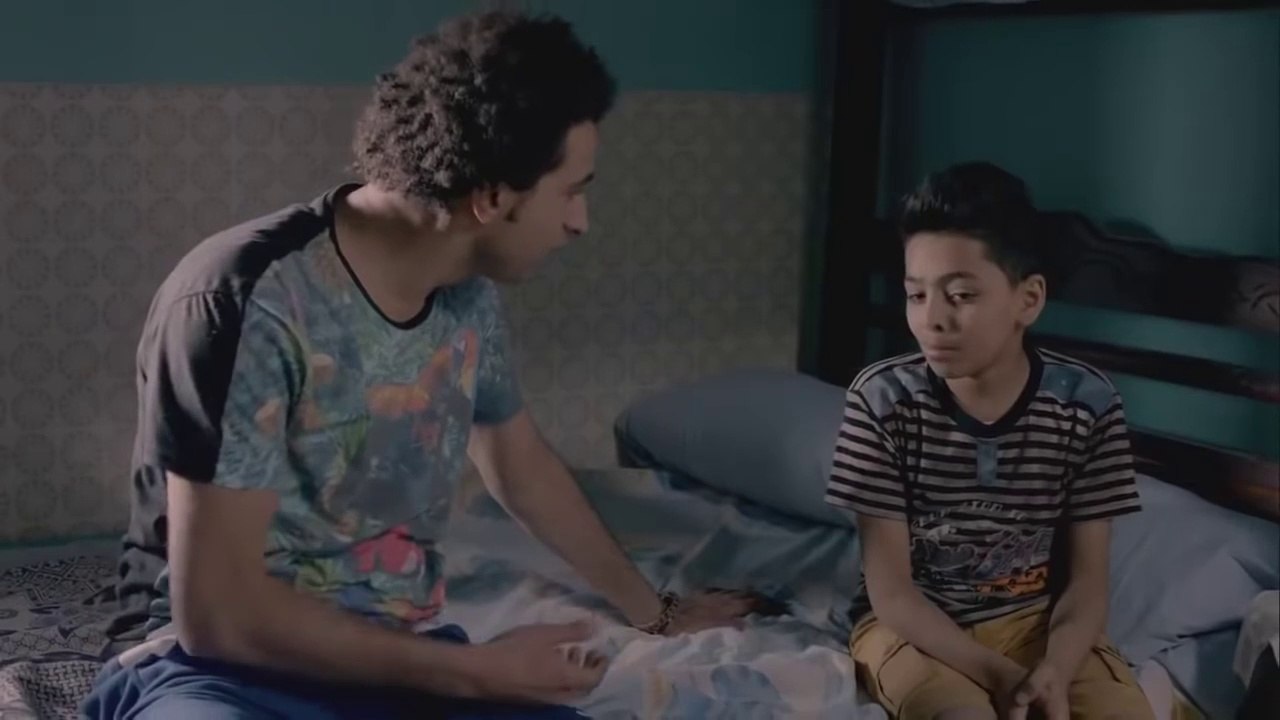 لما تشيل مادة وتخبي عن اهلك اضحك من قلبك مع علي ربيع لما عرف ان اخوه شال انجليزي