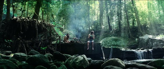 Prey Movie Trailer & Plot Overview 🎥