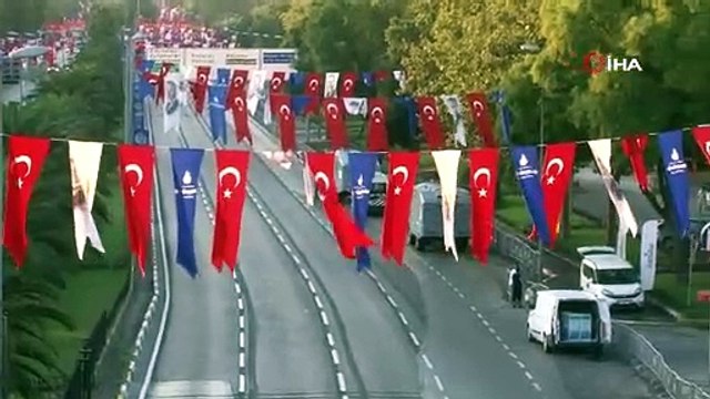30 Ağustos için Vatan Caddesi trafiğe kapatıldı: İşte bomboş caddeden görüntüler