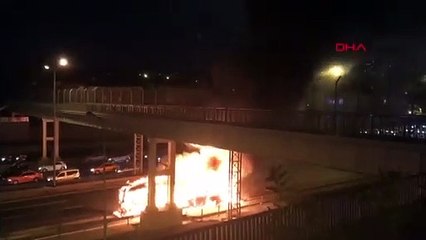 TEM’de otobüs alev alev yandı