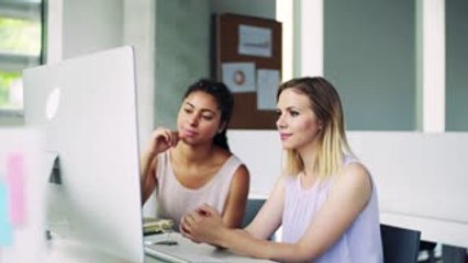 41% des femmes qui travaillent sont célibataires
