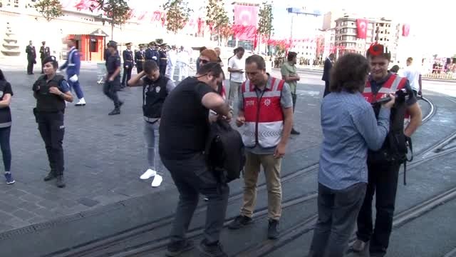 Taksim Meydanı'nda 30 Ağustos Zafer Bayramı töreni düzenlendi