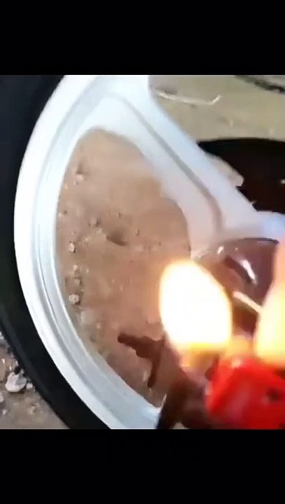 VÍDEO: El truco casero más barato para echar fuego por los escapes