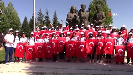 Dumlupınar'da Zafer Bayramı coşkusu