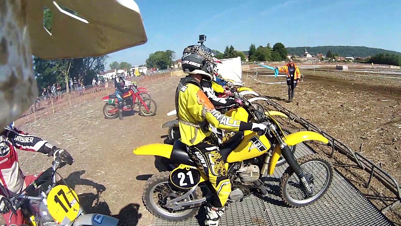 vignot 2019_premiere manche moto ancienne, premiere course sur prairie