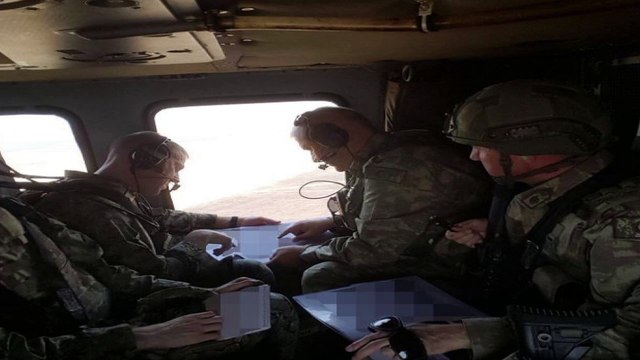 MSB: 'Suriye’de Fırat’ın Doğusunda Güvenli Bölge birinci safha uygulamaları kapsamında, Türk-ABD’li komutanların iştirak ettiği ikinci ortak helikopter uçuşu Türk Silahlı Kuvvetlerine ait iki helikopter ile gerçekleştirildi.'