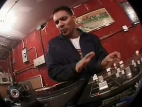 Beastie Boys - 3 MC's and 1 DJ - Mixmaster mike view
