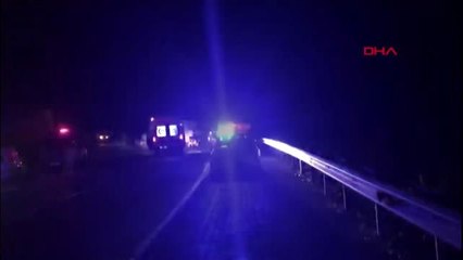 Antalya'da tur otobüsü şarampole devrildi: 25 yaralı