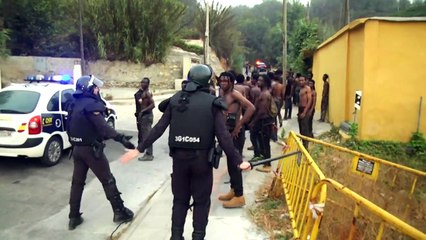 Más de 150 migrantes entran al enclave español en Marruecos