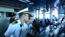 İzmir izmirliler, tcg bayraktar ve tcg bartın gemilerini gezdi