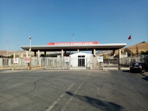 Cilvegözü Sınır Kapısı giriş-çıkışlara kapatıldı