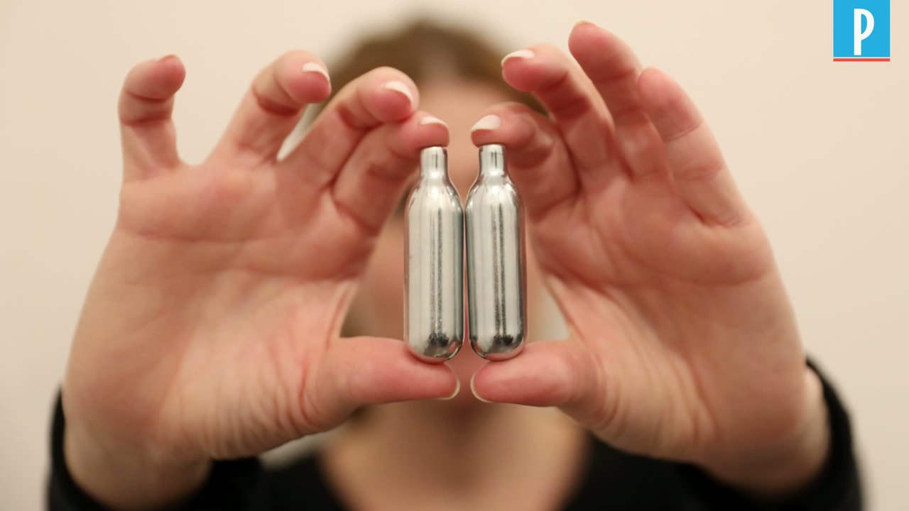 Gaz hilarant : « Je préfère tester ça que de boire de l’alcool »