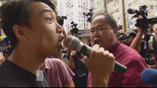 Hong Kong protests: Rival marchers square off against protesters