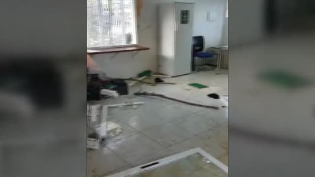 Salto masivo en la valla de Ceuta con 11 agentes heridos