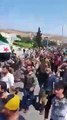 Binlerce Suriyeli sınıra dayandı; Cilvegözü Sınır Kapısı giriş-çıkışlara kapatıldı