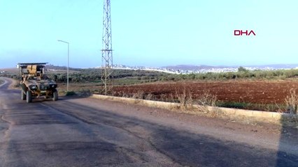 Hatay türkiye sınırına yakın bölgelerde rejimin saldırılarını protesto ettiler