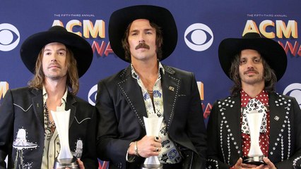 Country Trio Midland Says Dennis Quaid Wanted to Do All His Own Stunts in 'Mr. Lonely' Video
