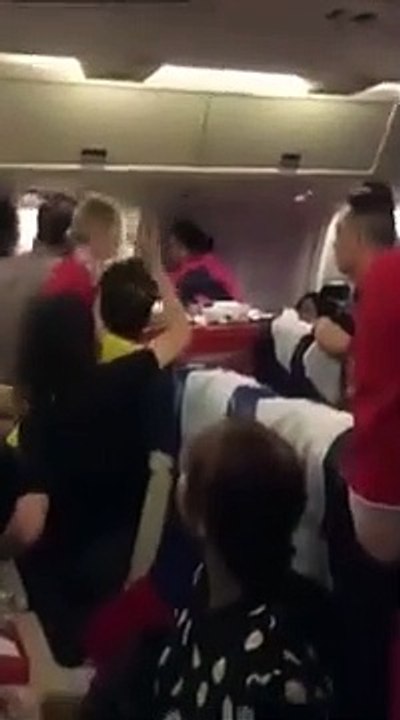 Quand des passagers en viennent aux mains pour la nourriture servie dans un avion !