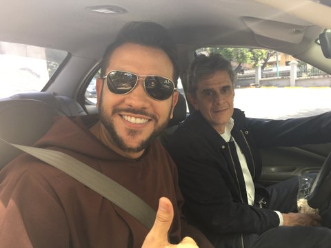 “Las redes sociales son la nueva Iglesia Digital que debemos atender”